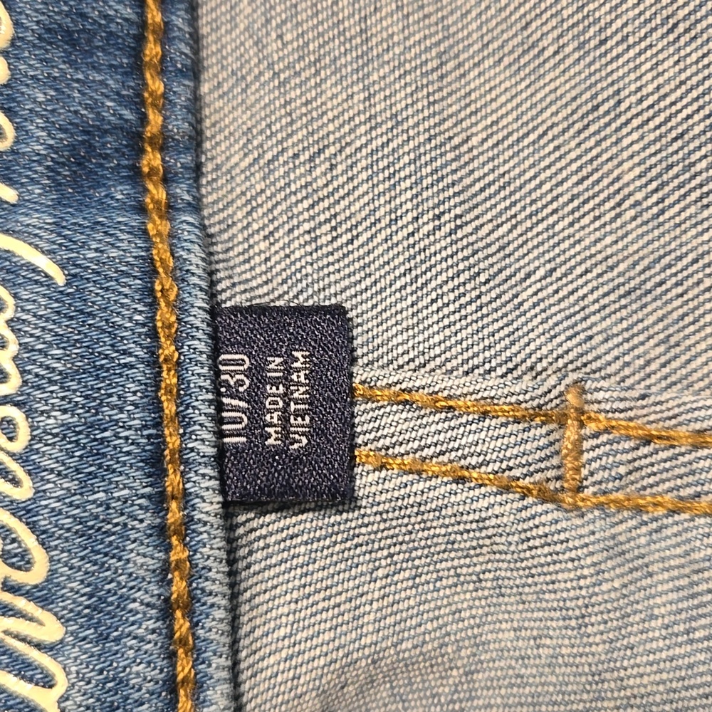 Universal Thread High Rise Denim Shorts - Picture 4 of 6